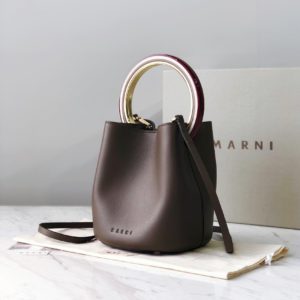 MARNI PANNIER BUCKET BAG<br>마르니 패니어 버킷 백<br>[17x19x15cm 이태리가죽]