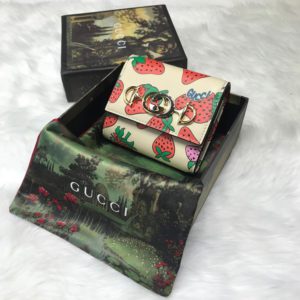 GUCCI ZUMI LEATHER WALLET<br>구찌 주미 레더 반지갑<br><i>12.5x10x3cm 이태리가죽</i>