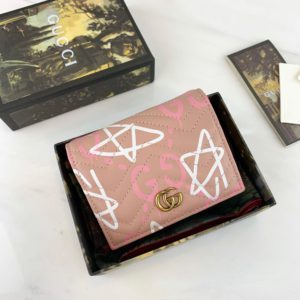 GUCCI GG MARMONT WALLET<br>구찌 GG 마몬트 지갑<br><i>11x9cm 이태리가죽</i>