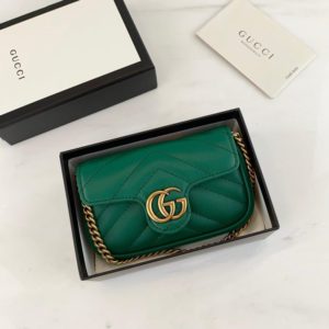 GUCCI GG MARMONT COIN WALLET<br>구찌 GG 마몬트 코인 지갑<br><i>13x9x5cm 이태리가죽</i>