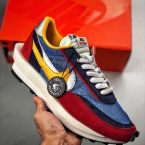 Sacai x NIKE LVD Waffle Daybreak<br>나이키X 사카이 와플 데이브레이크<br><i>남여공용 36-45 SIZE 최상급</i>