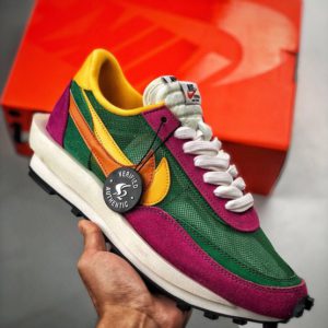 Sacai x NIKE LVD Waffle Daybreak<br>나이키X 사카이 와플 데이브레이크<br><i>남여공용 36-45 SIZE 최상급</i>