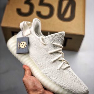 ADIDAS YEEZY BOOST 350<br>아디다스 이지 부스트 350<br><i>남녀공용 36-46 SIZE 최상급</i>