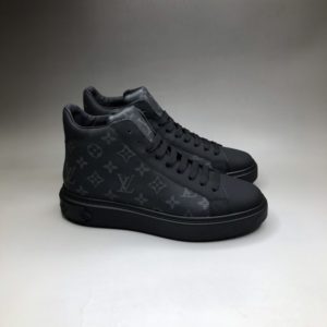 LOUIS VUITTON TIMEOUT SNEAKER BOOT<br>루이비통 타임아웃 스니커즈 부츠<br><i>남녀공용 35-45+제작3일</i>