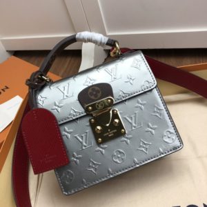 LOUIS VUITTON SPRING STREET SHOULDER BAG<br>루이비통 스프링 스트리트 숄더백<br>[17x16x8.5cm]