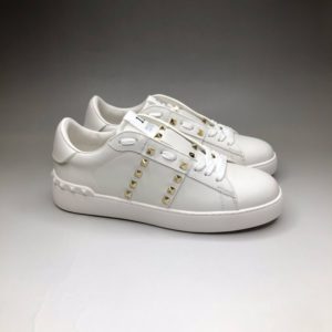 VALENTINO ROCKSTUD SNEAKER<br>발렌티노 락스터드 스니커즈<br><i>남녀공용 35-44 SIZE 제작+3일</i>