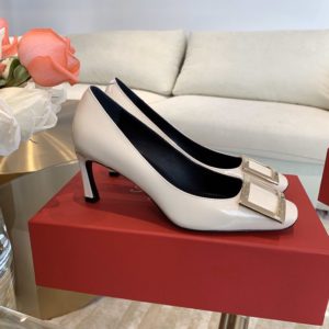 ROGER VIVIER PUMPS<br>로저비비에 펌프스<br><i>35-40 SIZE 굽 7cm</i>