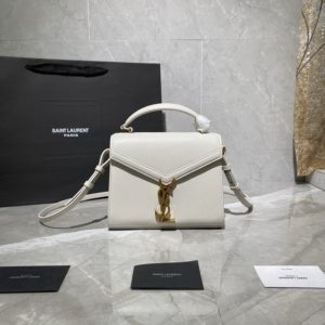 YSL CASSANDRA MINI SHOULDER BAG<br>입생로랑 카산드라 미니 숄더 백<br><i>20x16x7.5cm 이태리소가죽</i>