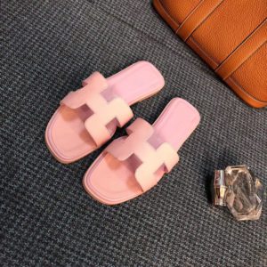 HERMES ORAN SANDAL<br>에르메스 오란 샌들<br><i>35-40 SIZE 이태리 소가죽</i>