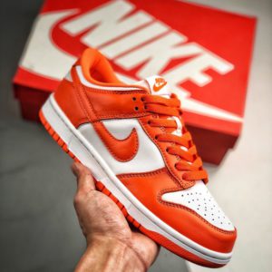 NIKE SB Dunk Low SP Syracuse<br>나이키 SB 덩크 로우 SP 시러큐스<br><i>남여공용 36-45 SIZE 최상급</i>