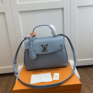 LOUIS VUITTON LOCKME EVER BB BAG<br>루이비통 락미 에버 BB 백<br>[28x20x11.5cm 이태리가죽]