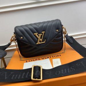 LOUIS VUITTON NEW WAVE CROSS BAG<br>루이비통 뉴웨이브 크로스백<br>[21x13x6.5cm 이태리가죽]