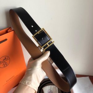 HERMES LOGO LEATHER BELT<br>에르메스 로고 가죽 벨트<br><i>폭 4cm 이태리소가죽</i>