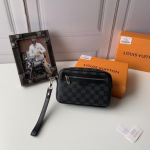 LOUIS VUITTON MONOGRAM POUCH BAG 루이비통 모노그램 파우치 백