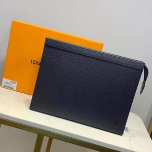 LOUIS VUITTON POCHETTE VOYAGE CLUTCH 루이비통 포쉐트 보야지 클러치