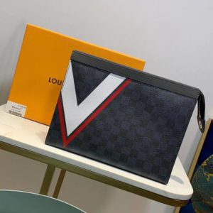 LOUIS VUITTON POCHETTE VOYAGE CLUTCH 루이비통 포쉐트 보야지 클러치