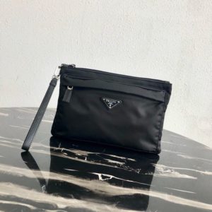 PRADA LOGO CLUTCH 프라다 로고 클러치