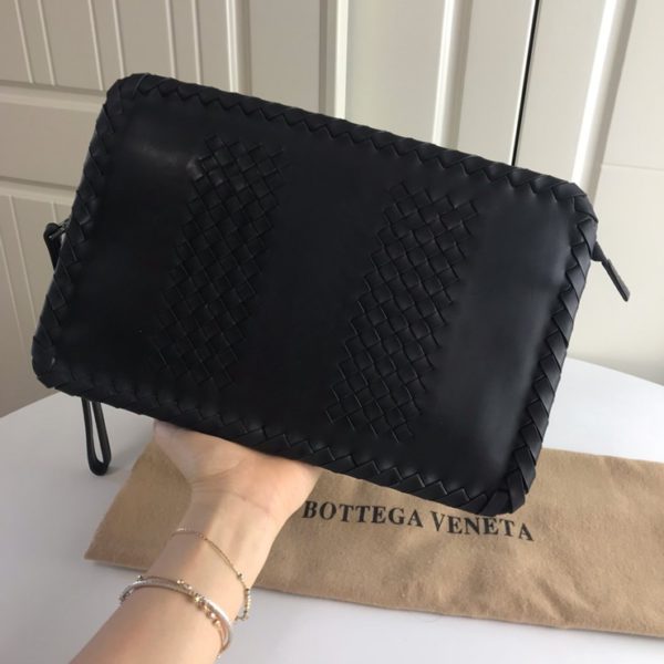 BOTTEGA VENETA LEATHER CLUTCH 보테가 베네타 레더 클러치