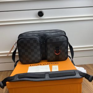 LOUIS VUITTON UTILITY BUSINESS BAG 루이비통 유틸리티 비지니스 백