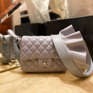 CHANEL CLASSIC FLAP BAG 샤넬 클래식 플랩 백