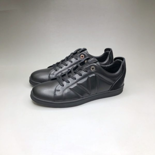 LOUIS VUITTON FUSELAGE SNEAKER 루이비통 퓨셀라이지 스니커즈