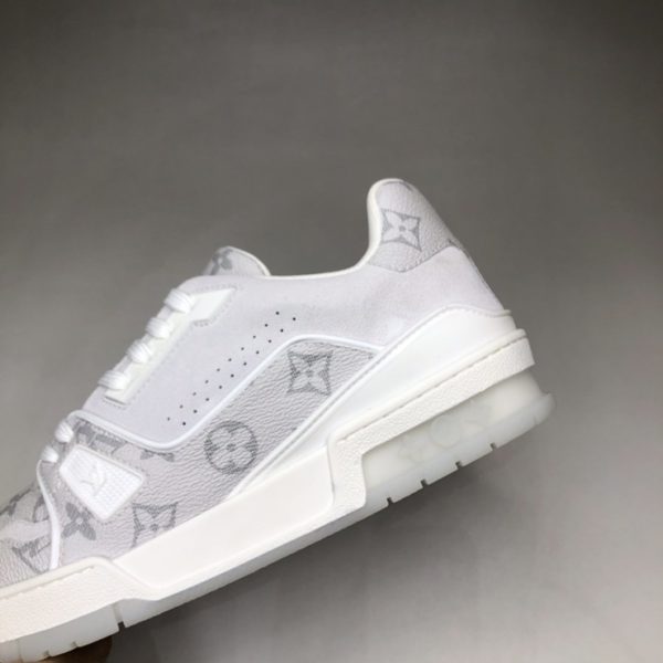 LOUIS VUITTON LV TRAINER SNEAKERS 루이비통 LV 트레이너 스니커즈