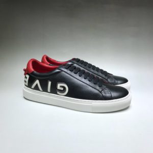 GIVENCHY URBAN STREET SNEAKERS 지방시 어반 스트리트 스니커즈