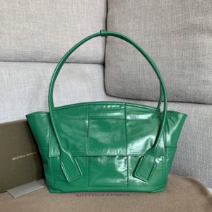 BOTTEGA VENETA ARCO SLOUCH TOTE BAG 보테가 베네타 아르코 슬라우치 토트 백