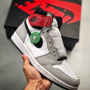 NIKE AIR JORDAN 1 Retro High Light Smoke Grey 나이키 에어 조단 1 레트로 하이 라이트 스모크 그레이