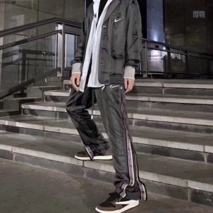 [Nike x Pigalle] 나이키 X 피갈레 티라 웨이 팬츠 2020 S/S NIKE X PIGALLE TEARAWAY PANTS