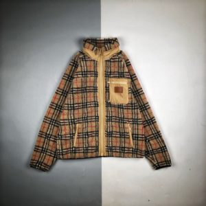 [BURBERRY] 버버리 클래식 체크 레드 라인 램 코트