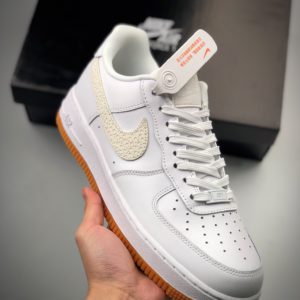 [NIKE] 나이키 에어포스 Air Force 1 ’07 화이트 생고무