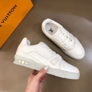 LOUIS VUITTON 루이비통 트레이너 스니커즈 모노그램 플라워