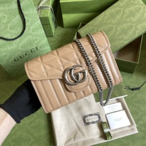 [GUCCI] 구찌 GG 마몽트 마틀라세 미니 체인숄더백 474575