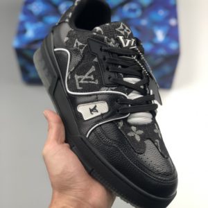 LOUIS VUITTON 루이비통 2022 Trainer 트레이너 스니커즈