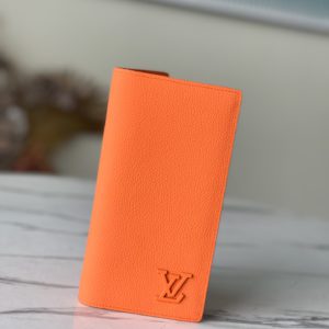 [LOUIS VUITTON] 루이비통 2022 남여공용 장지갑 Brazza wallet M81153