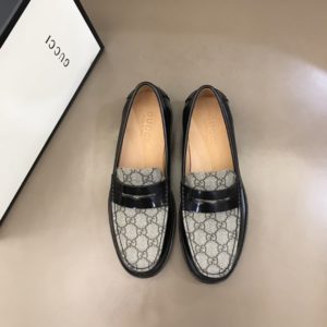 [GUCCI] 구찌 캐주얼 가죽 로퍼