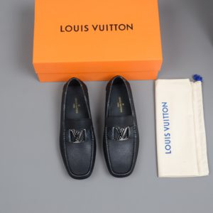 [LOUIS VUITTON] 루이비통 클래식 로퍼