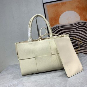 [BOTTEGA VENETA] 보테가베네타 우먼스 아르코 토트백 Women’s Arco