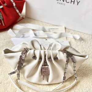 [GIVENCHY] 지방시 SS22 Givenchy leather small kenny bag