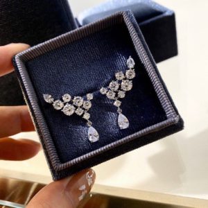 [HARRY WINSTON] 해리 윈스턴 클러스터 귀걸이 Sparkling Cluster Diamond Earrings