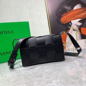 [BOTTEGA VENETA] 보테가 베네타 브릭 카세트 숄더백