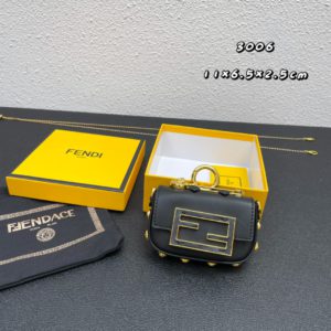 [FENDI X Versace] 펜디 X 베르사체 미니 바게트 브로치 백