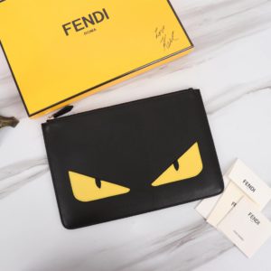 [FENDI] 펜디 나파소가죽 클러치