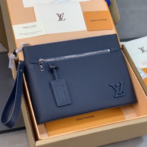 [LOUIS VUITTON] 루이비통 에어로그램 아이패드 파우치 M69837