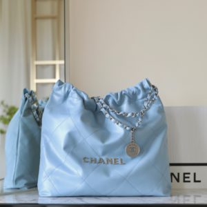 [CHANEL] 샤넬 𝖠𝗇𝗍𝗂𝖻𝖺 가죽 미디엄 𝟤𝟤𝖡𝖺𝗀 밀크블루